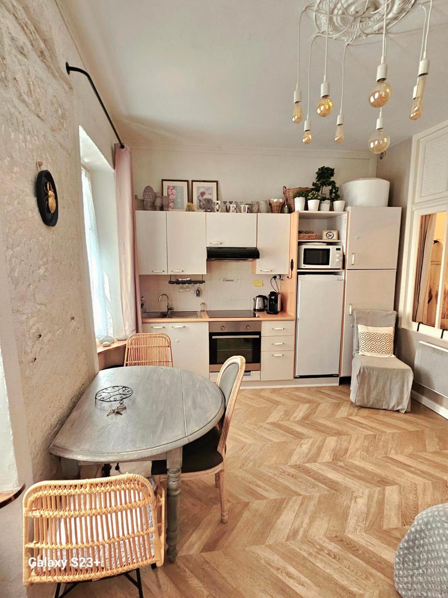 Studio Centre-Historique, A Deux Pas Du Palais, Wifi Avignon Kültér fotó